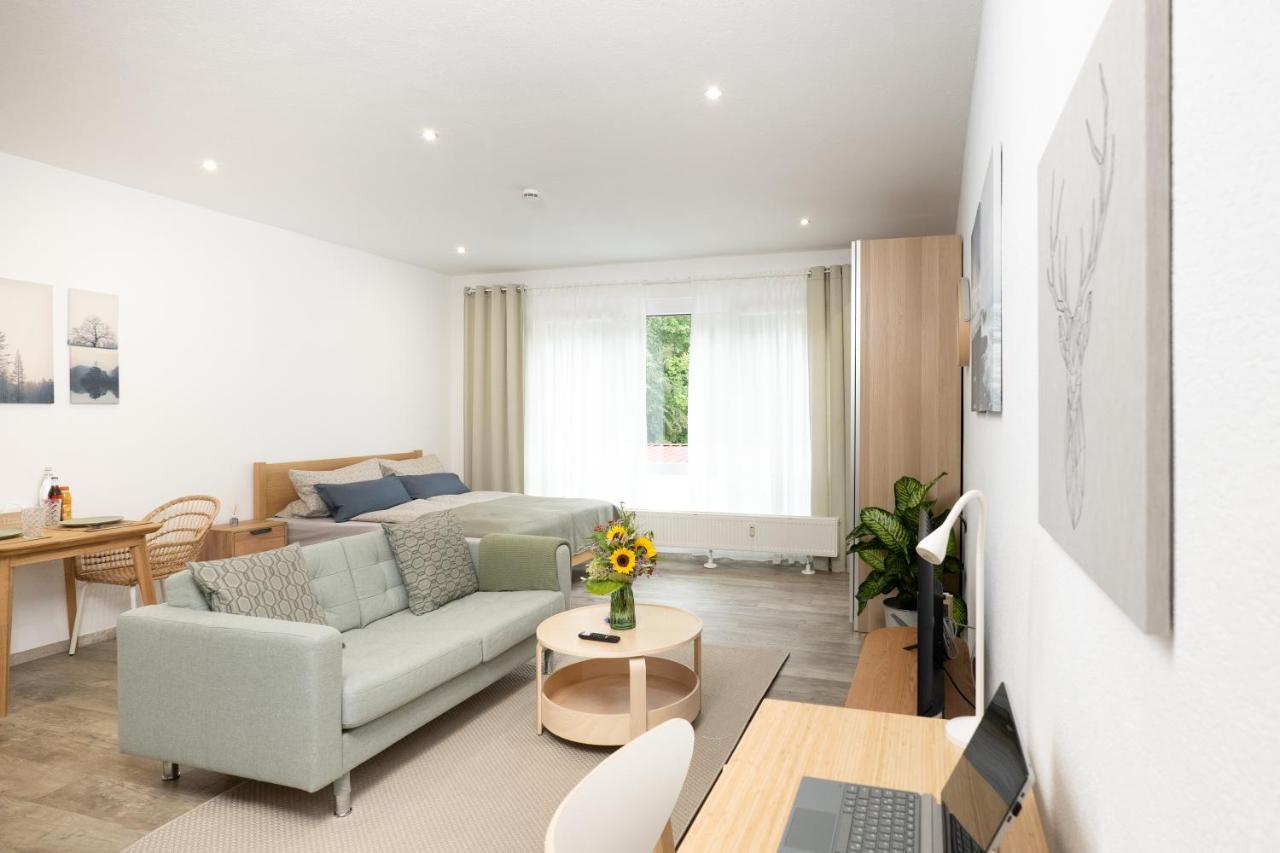 Apart4Me Scandi Apartment Geislingen Zentral Mit Parkplatz Гайслинген ан дер Щайге Екстериор снимка