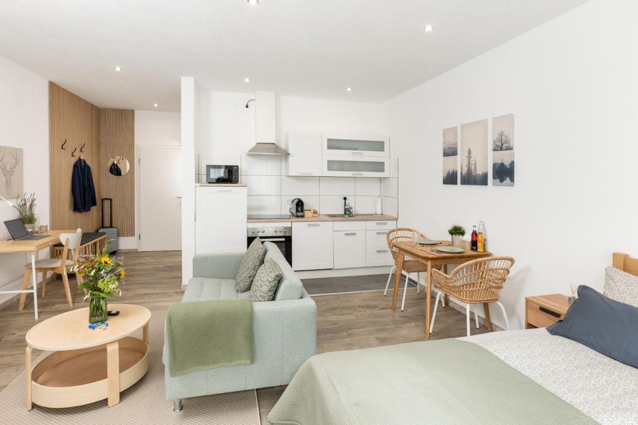 Apart4Me Scandi Apartment Geislingen Zentral Mit Parkplatz Гайслинген ан дер Щайге Екстериор снимка